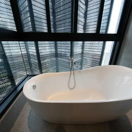 Scarletz Suites Klcc Twin Tower By Purple Orchid Kuala Lumpur Luaran gambar