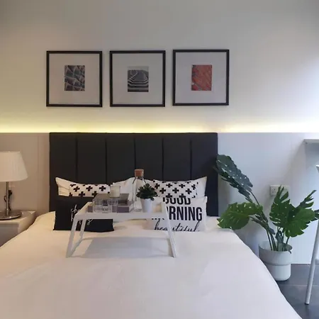 Scarletz Suites Klcc Twin Tower By Purple Orchid Kuala Lumpur Luaran gambar