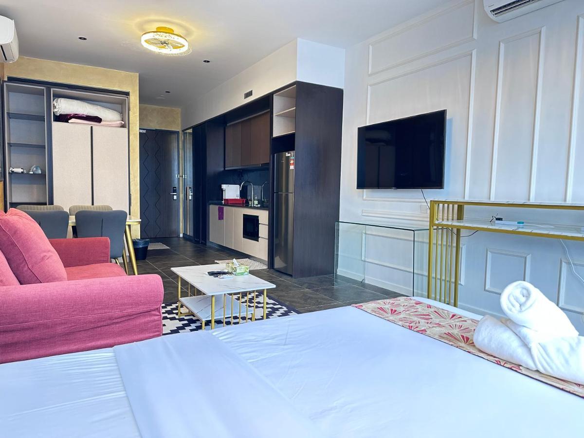 Scarletz Klcc Twin Tower By Purple Orchid Apartment