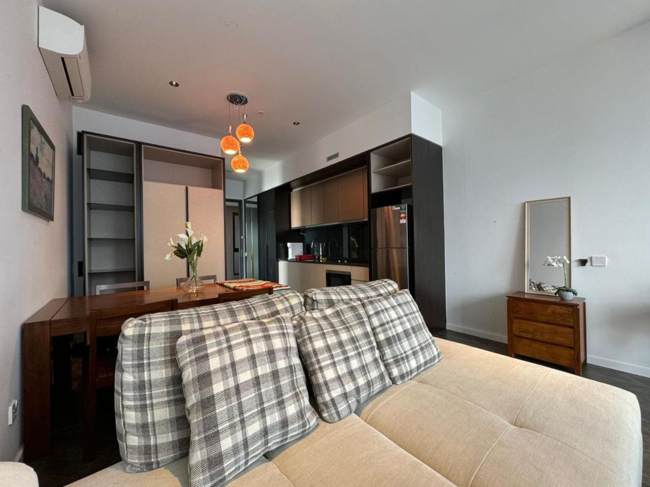 Scarletz Klcc Twin Tower By Purple Orchid Apartment *