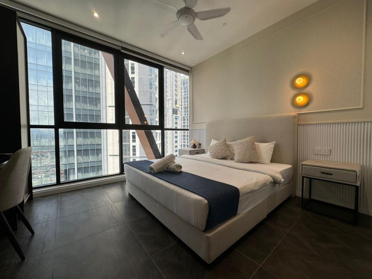 Apartment Scarletz Klcc Twin Tower By Purple Orchid